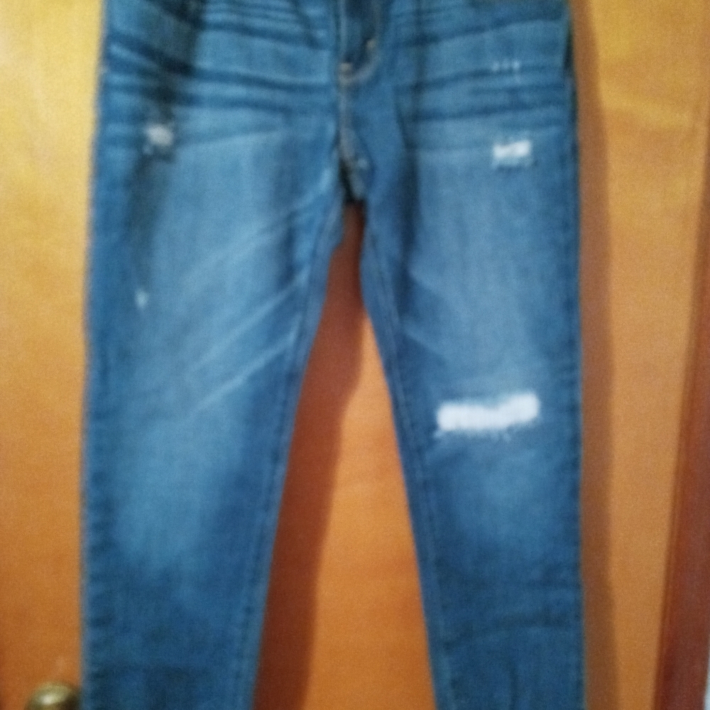 Women's size 6 Levi's boyfriend jeans